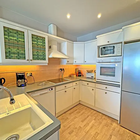 Cosy Sea Front France Apartman *